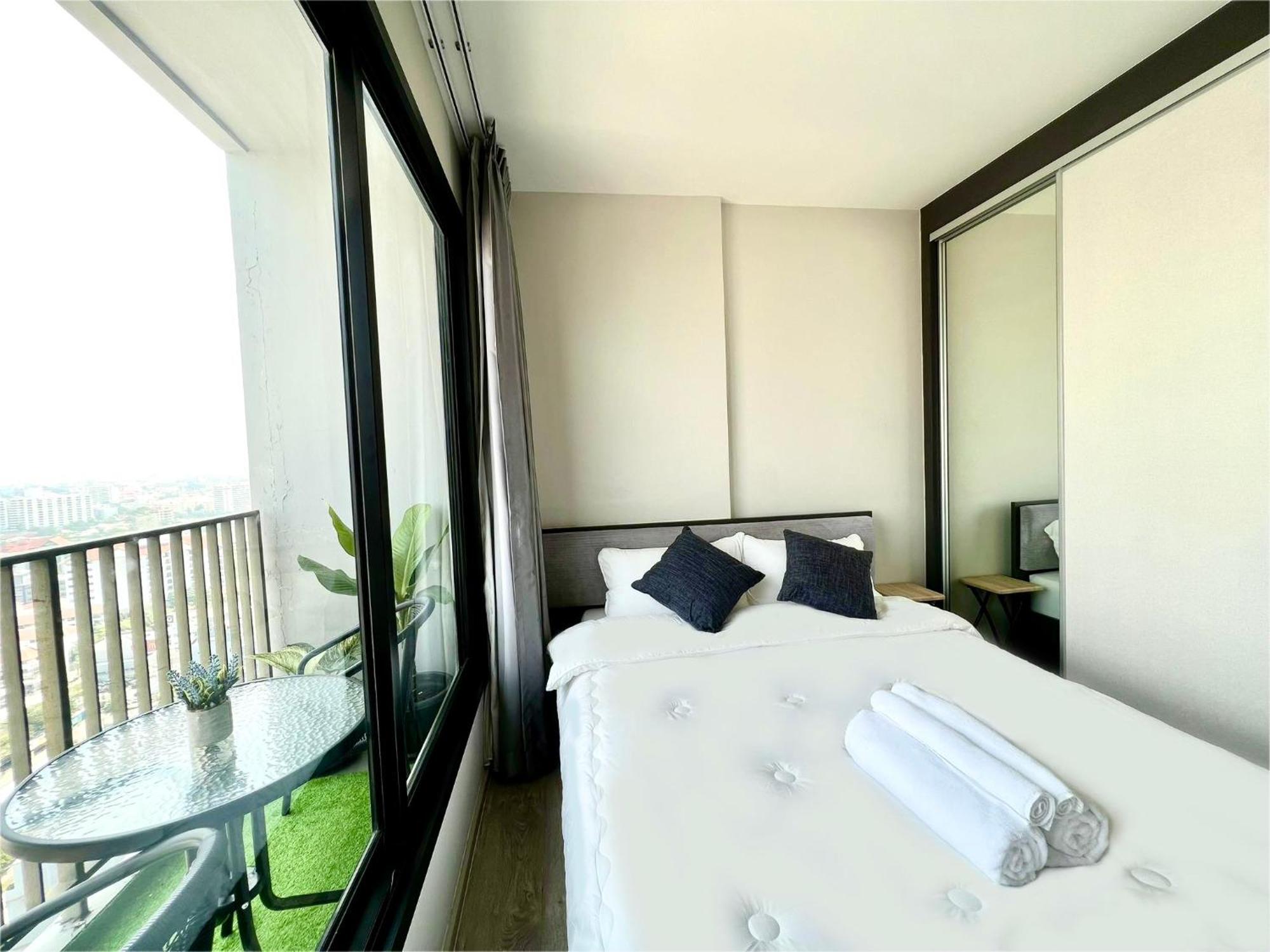 Sea View Pattaya Beach @The Base Central 芭達亞 外观 照片